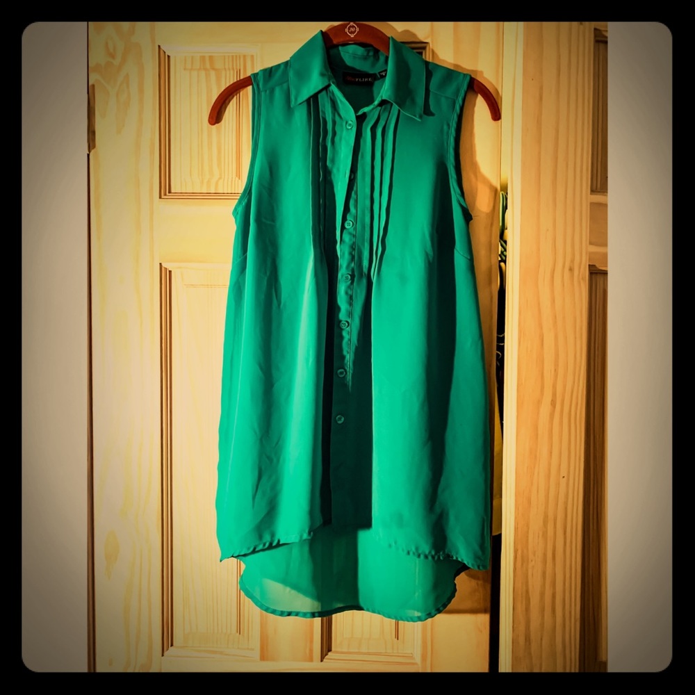 Button up collared blouse